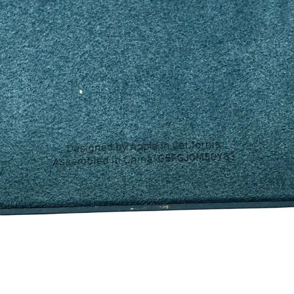 Apple iPad Smart Folio Case Dark Blue Used Good